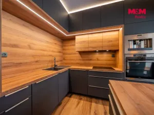 Prodej rodinného domu, Lažánky, 275 m2
