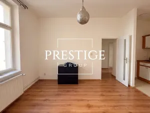 Pronájem bytu 2+kk, Praha - Karlín, Sokolovská, 40 m2