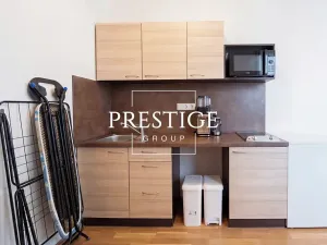 Pronájem bytu 1+kk, Praha - Holešovice, Veletržní, 40 m2