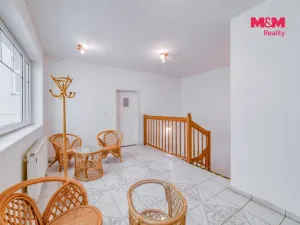 Pronájem obchodního prostoru, Mariánské Lázně, Hlavní třída, 35 m2
