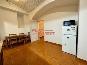 Pronájem bytu 1+1, Praha - Smíchov, Křížová, 37 m2