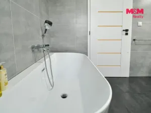 Prodej rodinného domu, Valy, Pod Lesem, 114 m2