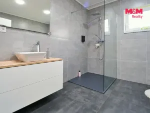 Prodej rodinného domu, Valy, Pod Lesem, 114 m2