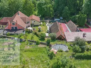 Prodej zemědělské usedlosti, Červené Pečky, Dobešovice, 425 m2
