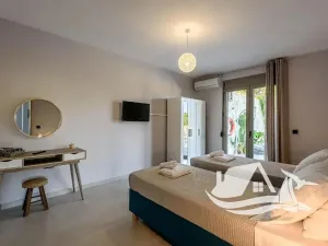 Prodej bytu 6+kk a větší, Stalos, Řecko, 373 m2