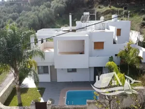 Prodej bytu 6+kk a větší, Stalos, Řecko, 373 m2