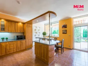 Prodej rodinného domu, Mariánské Lázně - Úšovice, 1. máje, 300 m2