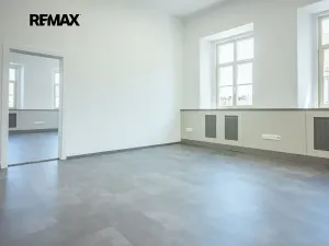 Pronájem kanceláře, Brno, Zelný trh, 102 m2