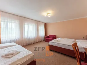 Prodej ubytování, Kunštát, Pod Hotelem Rudka, 763 m2