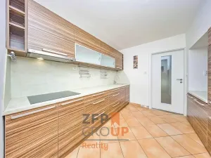 Prodej rodinného domu, Senice na Hané, 227 m2