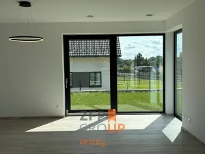 Prodej rodinného domu, Dříteč, 228 m2