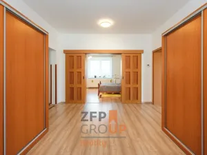 Prodej rodinného domu, Rozstání, 450 m2