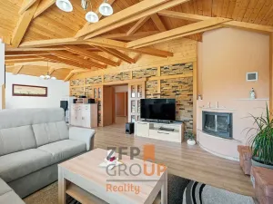 Prodej rodinného domu, Rozstání, 450 m2