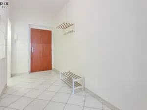 Pronájem bytu 1+kk, Praha - Horní Měcholupy, Hornoměcholupská, 42 m2