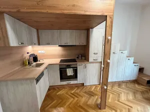 Pronájem bytu 1+kk, Praha - Nusle, Jaromírova, 25 m2