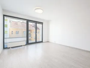 Pronájem bytu 3+kk, Praha - Karlín, Sokolovská, 88 m2