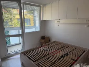Pronájem bytu 3+kk, Praha - Bohnice, Řešovská, 54 m2