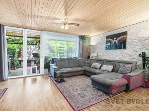 Prodej rodinného domu, Nupaky, K Parku, 160 m2