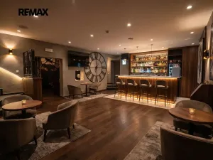 Pronájem obchodního prostoru, Praha - Klánovice, Kunčická, 100 m2