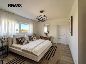 Prodej bytu 3+kk, Hradec Králové, Meruňková, 86 m2