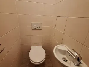 Pronájem bytu 2+kk, Praha - Holešovice, Malá Plynární, 51 m2