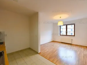 Pronájem bytu 2+kk, Praha - Břevnov, Slavníkova, 57 m2