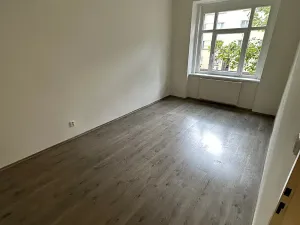 Pronájem bytu 2+kk, Praha - Žižkov, Hartigova, 50 m2