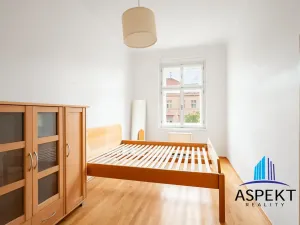 Pronájem bytu 2+1, Praha - Vinohrady, Londýnská, 54 m2