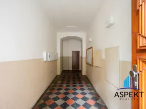 Pronájem bytu 2+1, Praha - Vinohrady, Londýnská, 54 m2