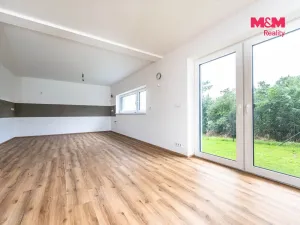 Prodej rodinného domu, Žižice - Osluchov, 248 m2