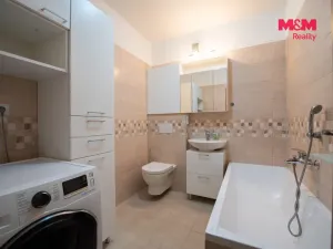 Pronájem bytu 2+kk, Hradec Králové - Třebeš, Svatojánská, 49 m2