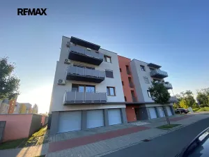 Pronájem bytu 1+kk, Uherské Hradiště, Města Mayen, 33 m2