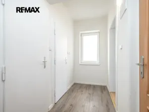 Prodej bytu 1+1, Čistá, nám. Václavské, 43 m2