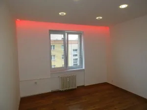 Pronájem bytu 1+1, Praha, Na vrcholu, 35 m2