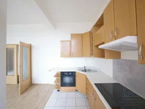 Pronájem bytu 3+kk, Zruč nad Sázavou, náměstí Míru, 65 m2