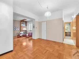 Prodej bytu 3+1, Hradec Králové, Velké náměstí, 98 m2