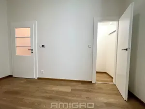 Pronájem bytu 2+1, Brno, Zemědělská, 65 m2
