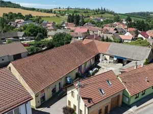 Prodej obchodního prostoru, Kamenice, 1737 m2
