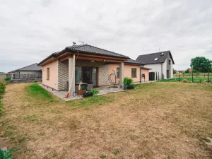 Prodej rodinného domu, Úherce, Východní, 115 m2