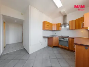 Prodej bytu 2+1, Karlovy Vary - Rybáře, Sokolovská, 56 m2