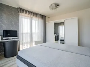 Pronájem bytu 3+kk, Praha - Michle, Baarova, 96 m2