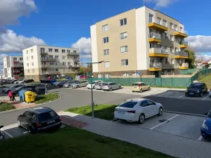 Pronájem bytu 3+kk, Milovice, Armádní, 77 m2