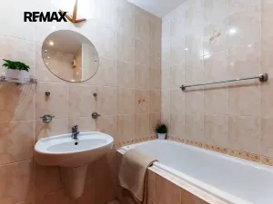 Pronájem bytu 3+kk, Praha - Krč, Na strži, 67 m2