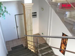 Pronájem kanceláře, Nová Paka, Komenského, 19 m2
