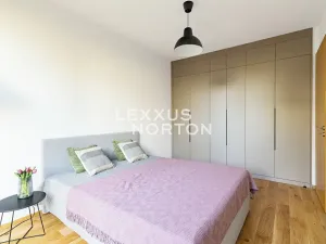 Pronájem bytu 2+kk, Praha - Prosek, Valečovská, 56 m2