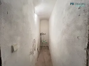 Prodej komerční nemovitosti, Praha - Karlín, Křižíkova, 235 m2