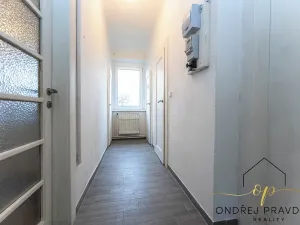 Prodej bytu 3+kk, Praha - Hloubětín, V chaloupkách, 58 m2