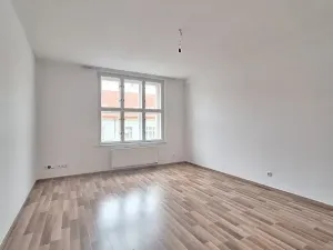 Pronájem bytu 3+kk, Praha - Žižkov, Roháčova, 80 m2