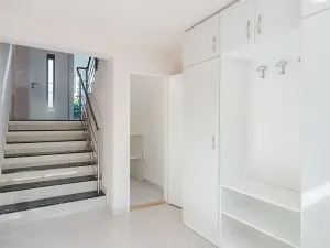 Prodej rodinného domu, Benátky, 241 m2