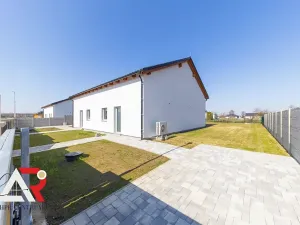 Prodej rodinného domu, Žabčice, 142 m2